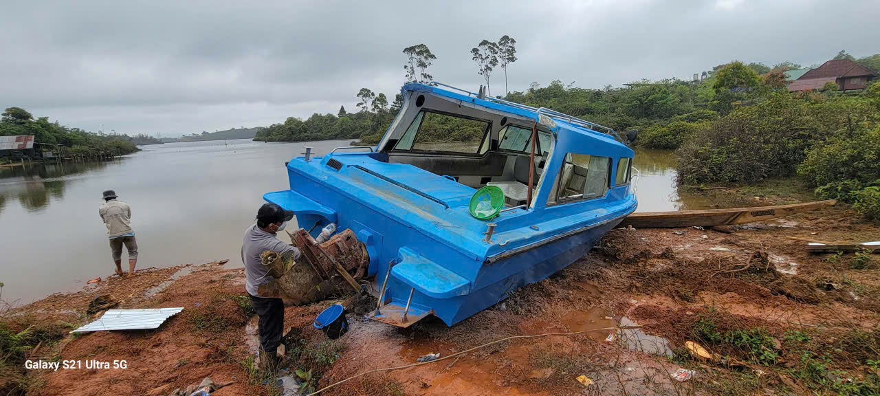 Thân Cano composite FRP